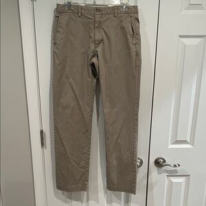 Vineyard Vines Men's Khaki Chinos